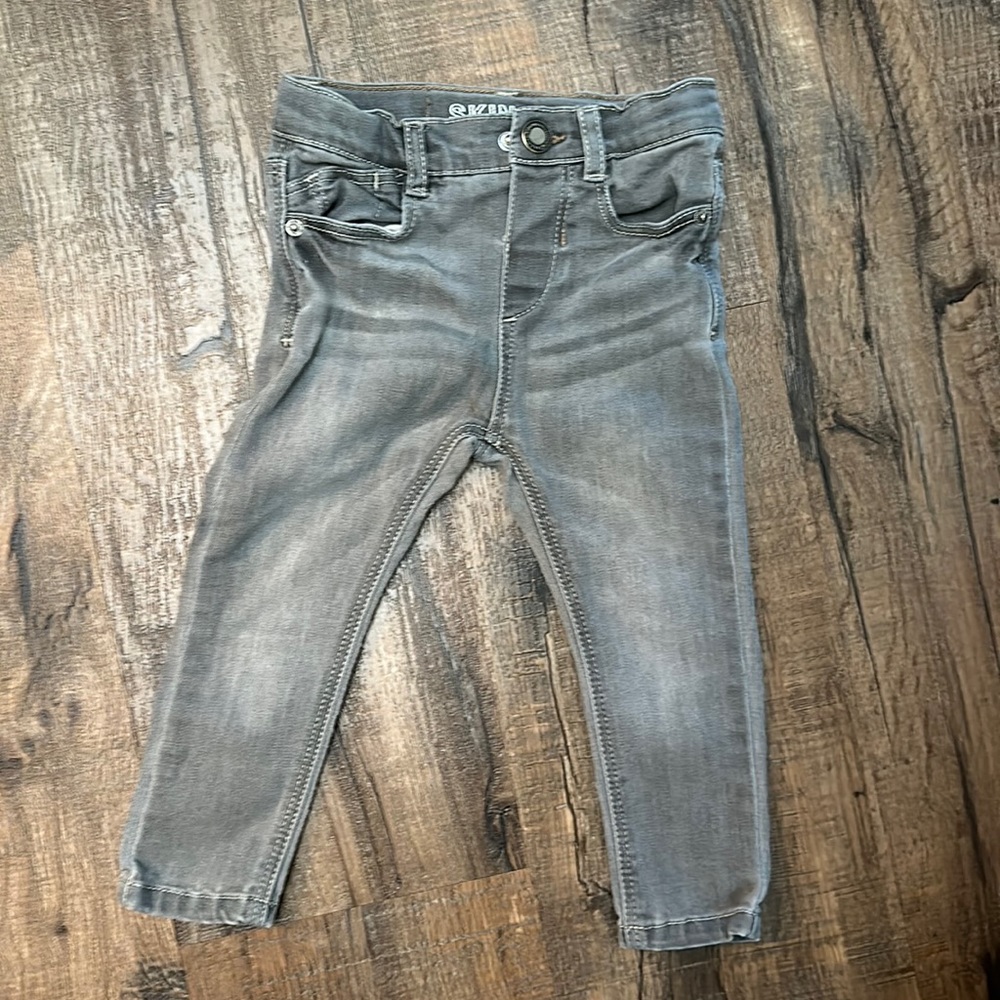 Zara skinny jeans. Size 12-18mo
